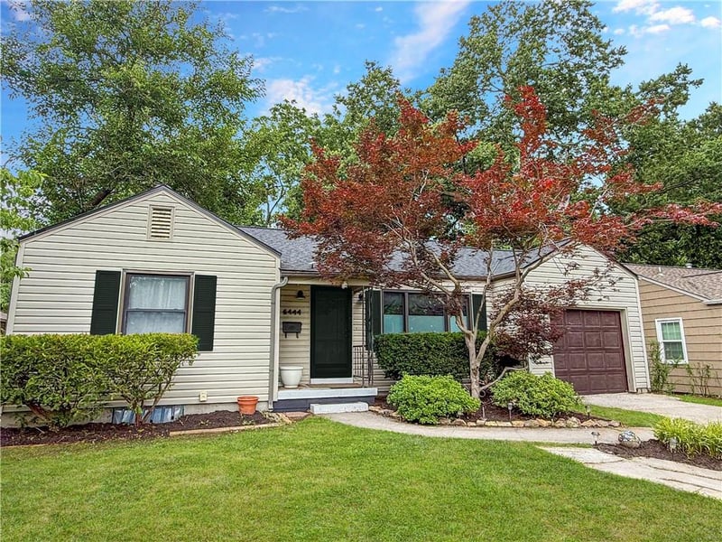 5444 Linden St, Roeland Park, KS 66205