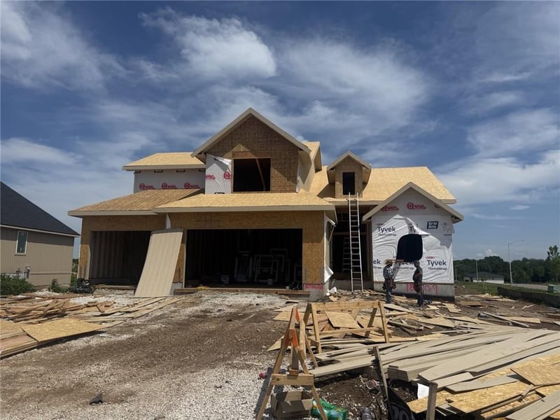 18509 Windsor St, Overland Park, KS 66085