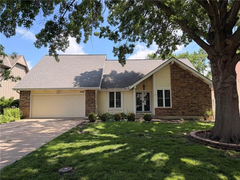 9760 101st Ter, Overland Park, KS 66212