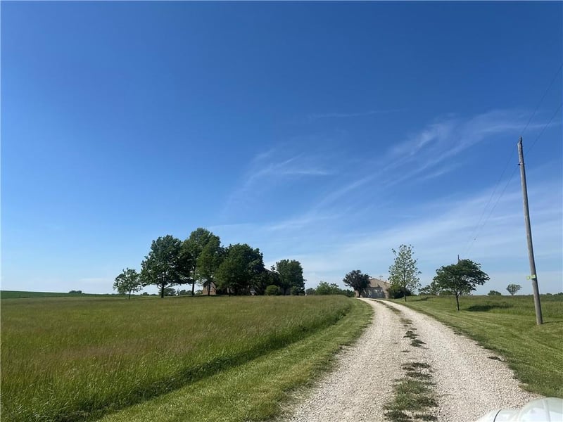 169 County Rd V Rd, Warrensburg, MO 64093