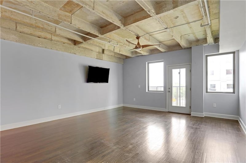 2980 Baltimore Ave #2208, Kansas City, MO 64108