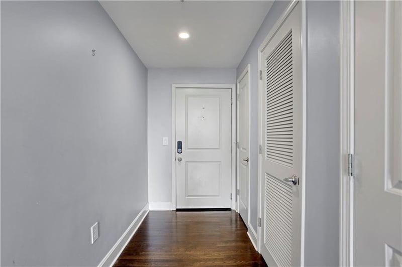 2980 Baltimore Ave #2208, Kansas City, MO 64108