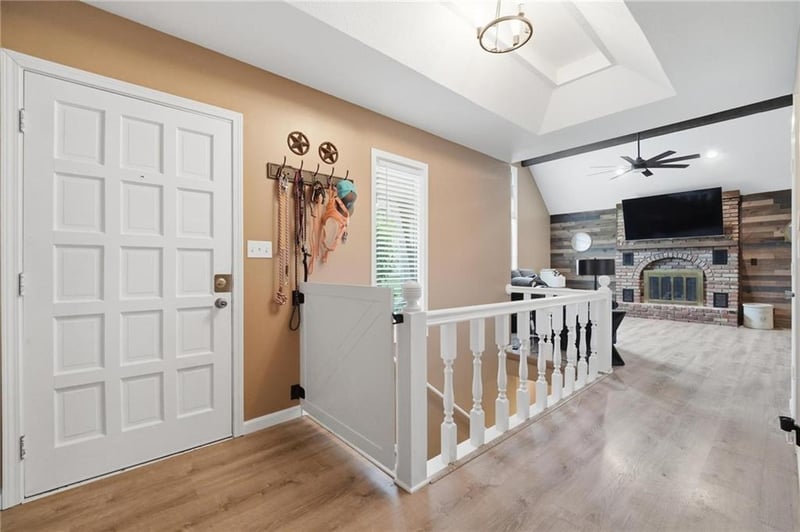 5305 58th Ter, Kansas City, MO 64151