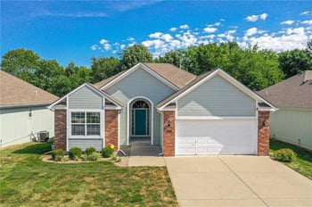 4514 NE 73rd St, Kansas City, MO 64119