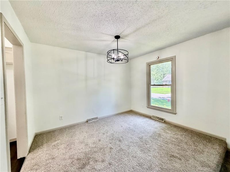 16721 Hardee St, Belton, MO 64012