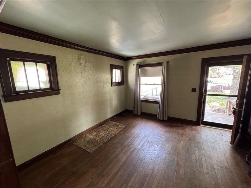 326 N 21st St, Kansas City, KS 66102