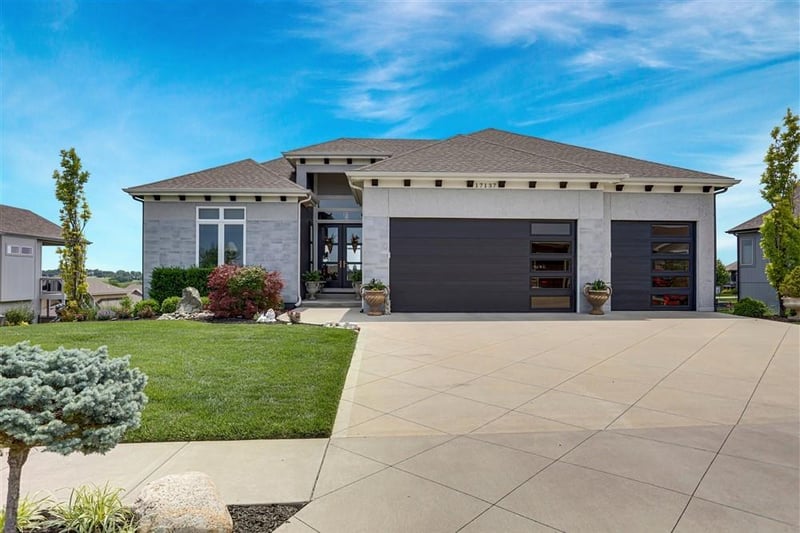 17137 Bradshaw St, Overland Park, KS 66221