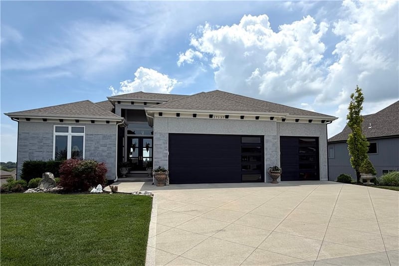 17137 Bradshaw St, Overland Park, KS 66221