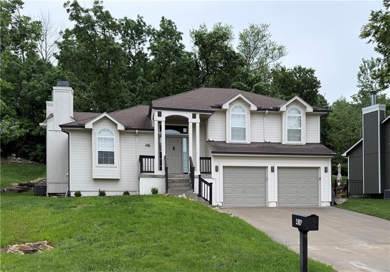 416 166th Ct, Belton, MO 64012