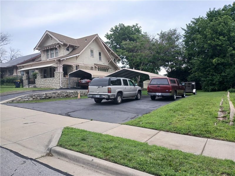 4005 Euclid Ave, Kansas City, MO 64130