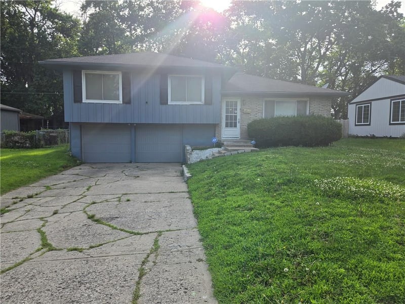 9808 Bennington Ave, Kansas City, MO 64134