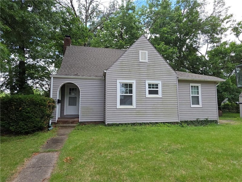 1101 Billard Ave, Topeka, KS 66604