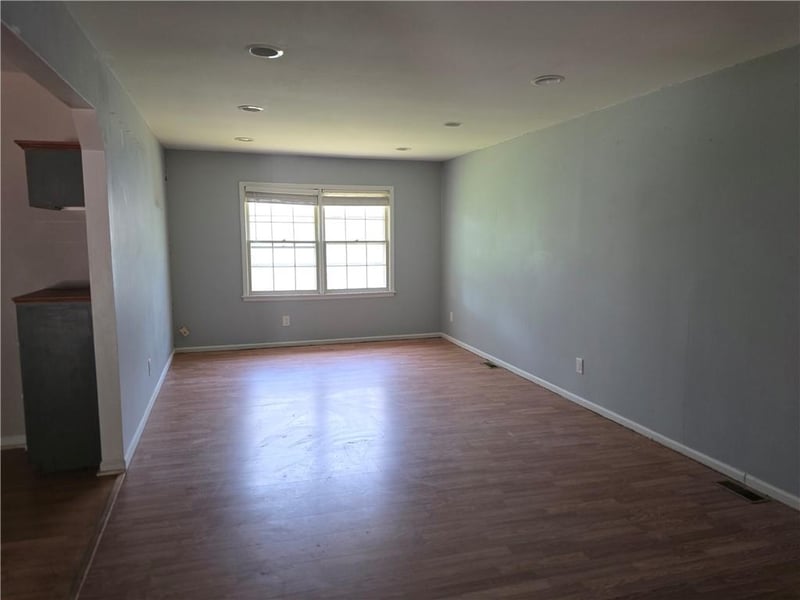 1601 Maple St, Ottawa, KS 66067