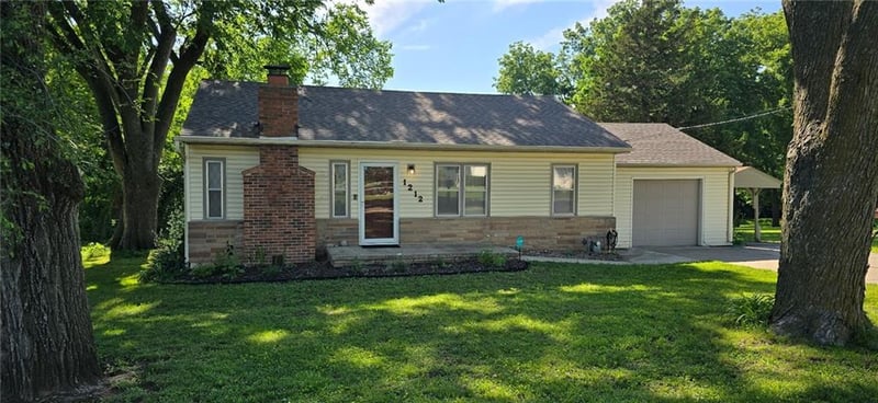1212 N 90th St, Kansas City, KS 66112