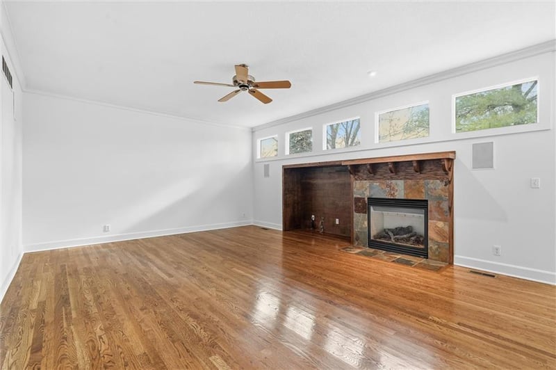 15088 Sherwood St, Leawood, KS 66224