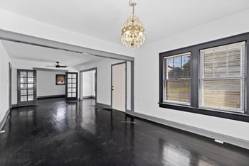 2918 Parkwood Blvd, Kansas City, KS 66104
