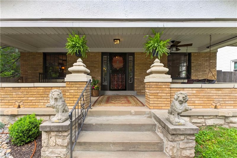 7301 Washington St, Kansas City, MO 64114