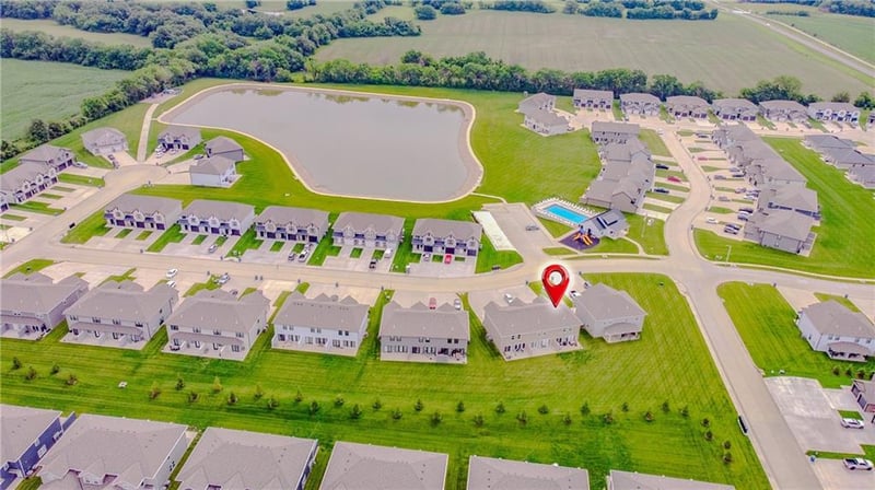 82 A 361 Rd, Warrensburg, MO 64093