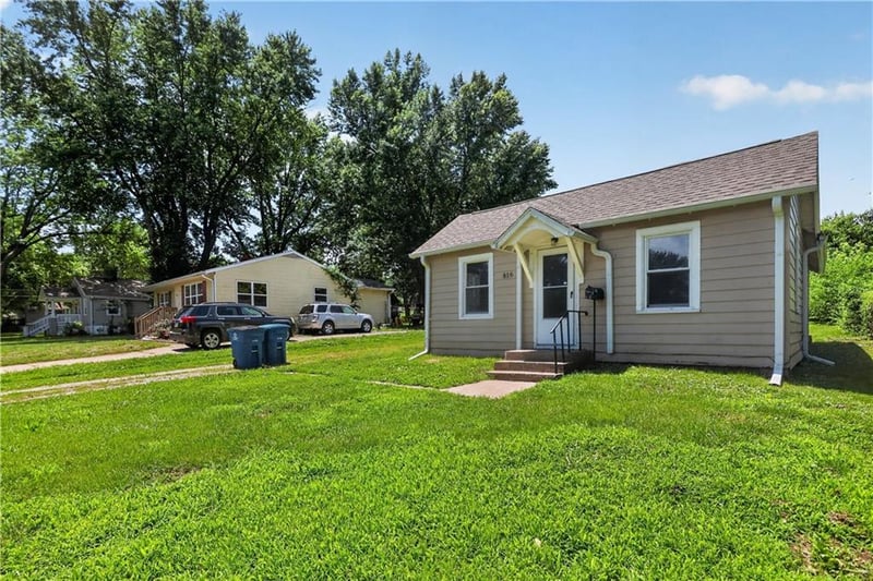 816 Logan Ave, Independence, MO 64050
