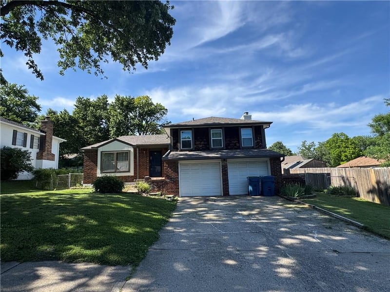 19808 17th Street Ct, Independence, MO 64056