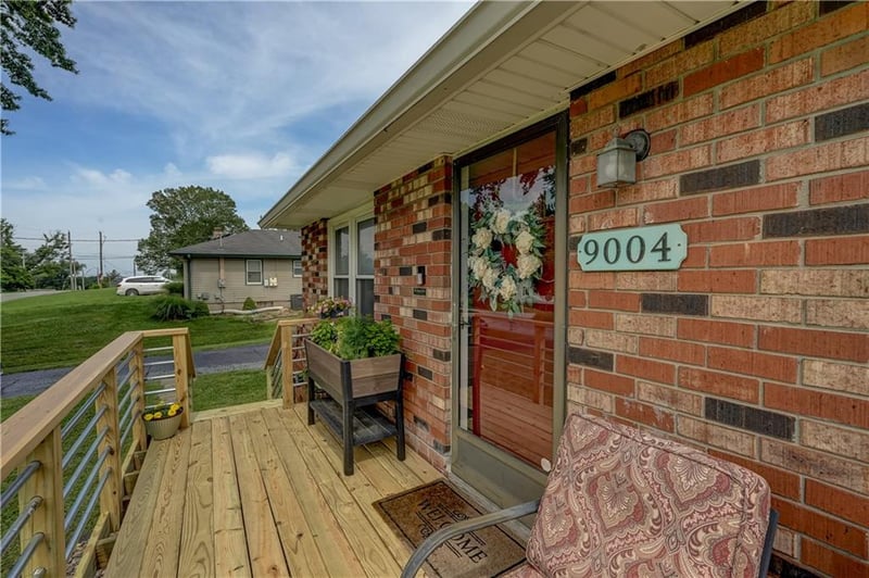 9004 E 31st St, Kansas City, MO 64129