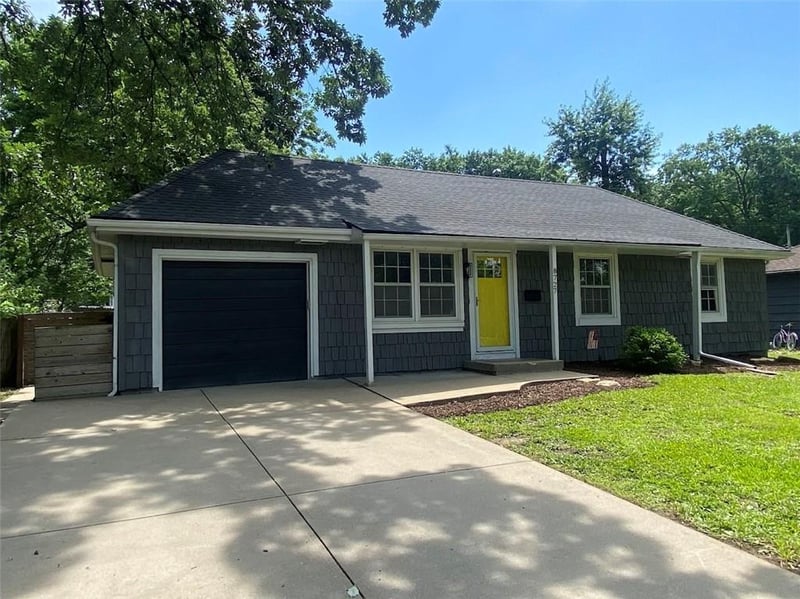 8727 Goddard St, Overland Park, KS 66214