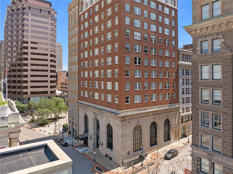 21 W 10th St #11C, Kansas City, MO 64105