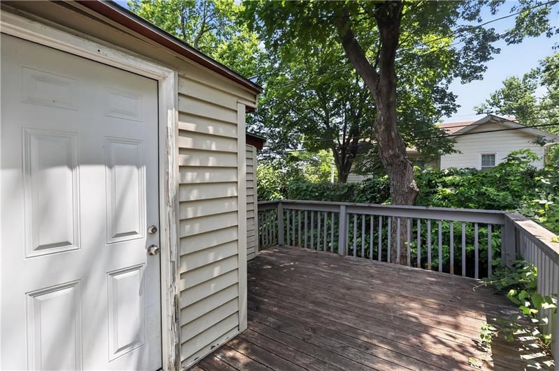 1829 Oakland Ave, Kansas City, KS 66102