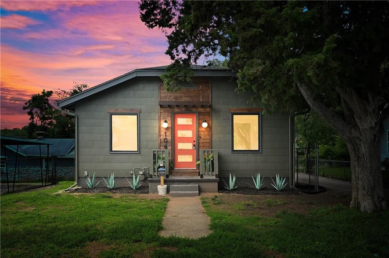 104 N Huttig Ave, Independence, MO 64053