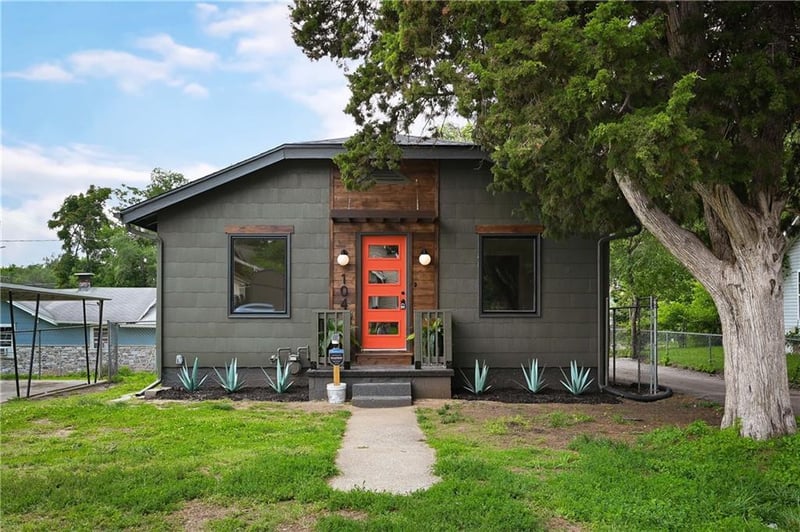 104 N Huttig Ave, Independence, MO 64053