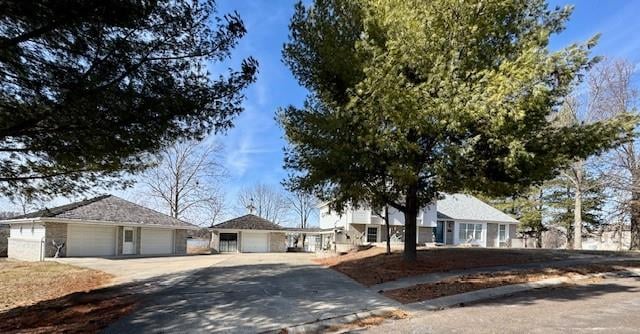 802 Concord Dr, Plattsburg, MO 64477