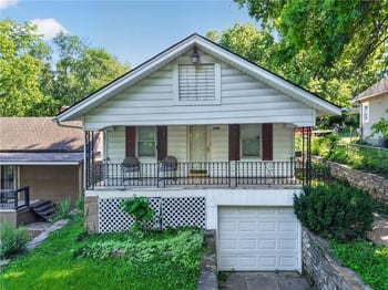 6249 E 9th St, Kansas City, MO 64125