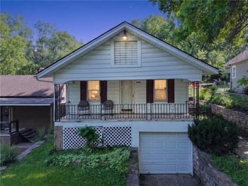 6249 E 9th St, Kansas City, MO 64125