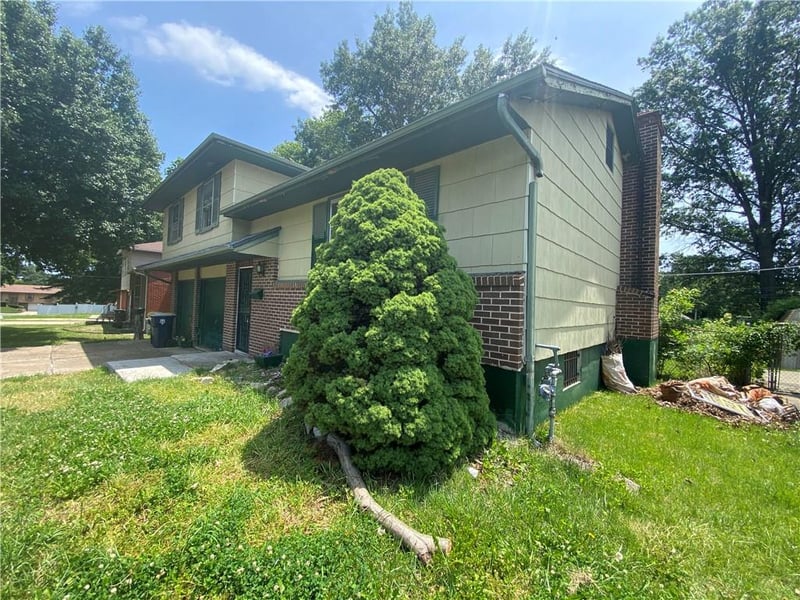 5223 Cypress Ave, Kansas City, MO 64130