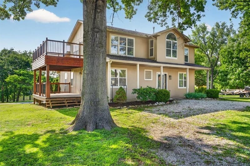 2133 NE Todd George Rd, Lee's Summit, MO 64086