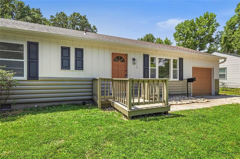 11115 68th St, Shawnee, KS 66203