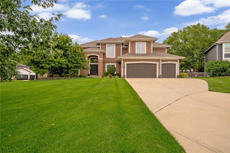 23632 52nd Ter, Shawnee, KS 66226