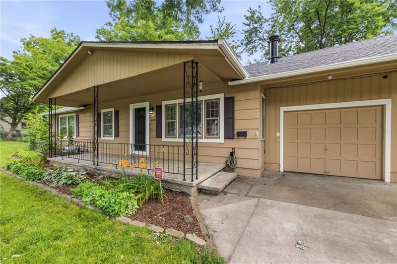 605 Cedar St, Olathe, KS 66061