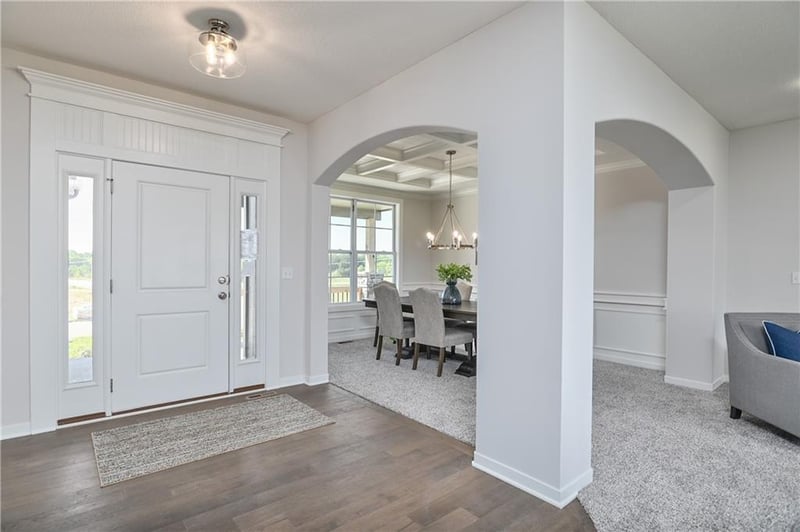 24620 W 60th Ter, Shawnee, KS 66226