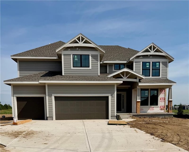 24620 W 60th Ter, Shawnee, KS 66226