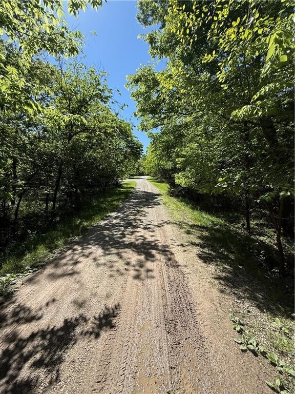 10 Scenic Ln, Linn Valley, KS 66040