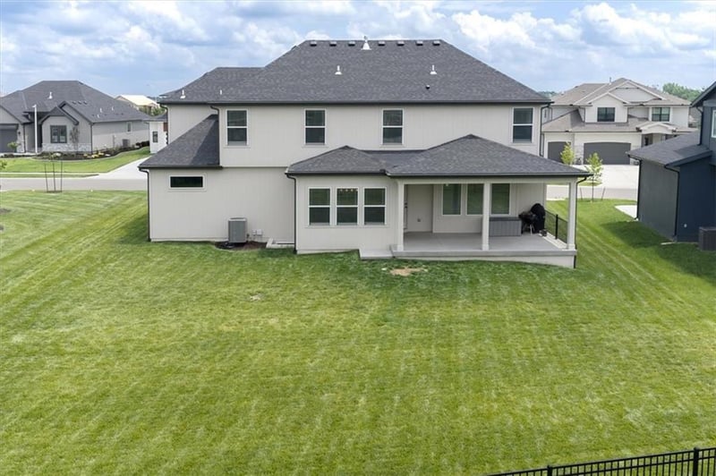 16872 Norton St, Olathe, KS 66062