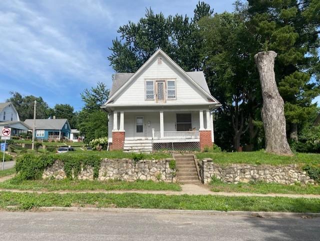 1501 33rd St #A, St Joseph, MO 64507