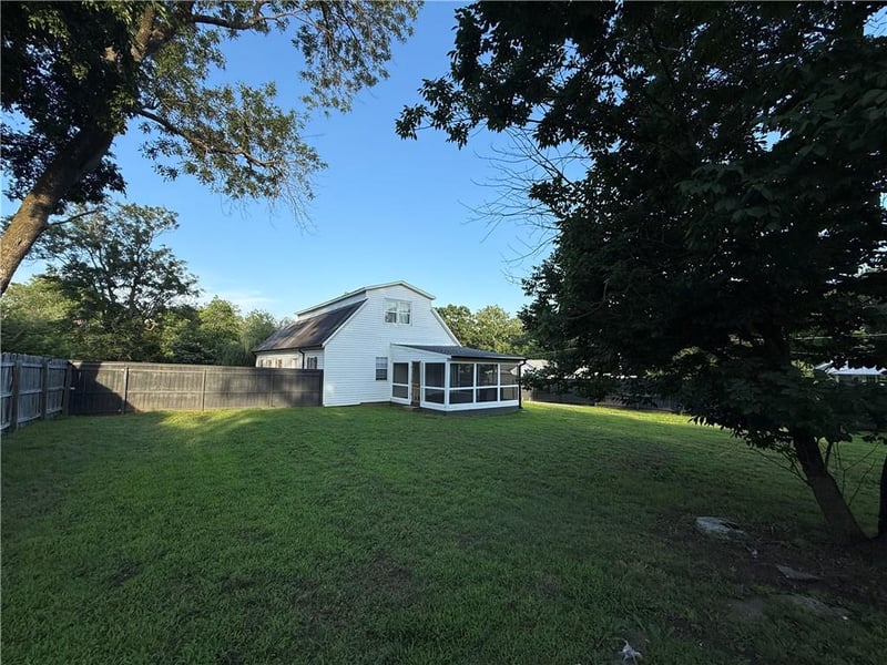 526 West St, Nevada, MO 64772