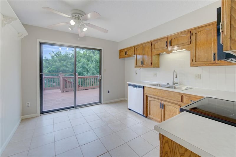 8635 Hull Ave, Kansas City, MO 64154