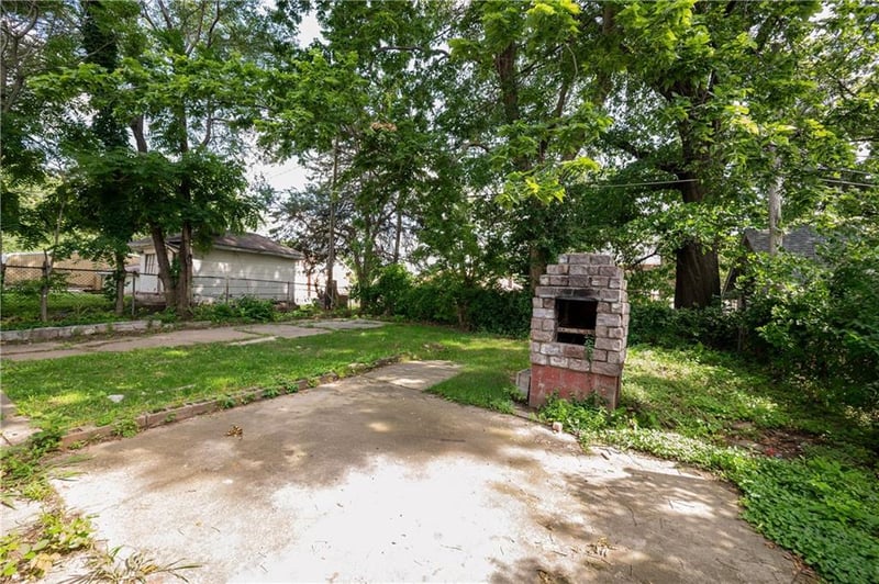 1105 Laurel Ave, Kansas City, KS 66104