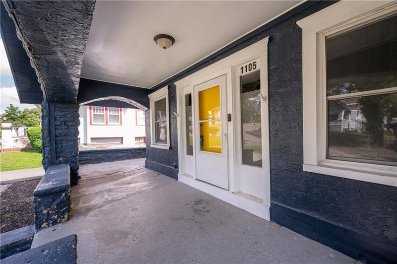1105 Laurel Ave, Kansas City, KS 66104