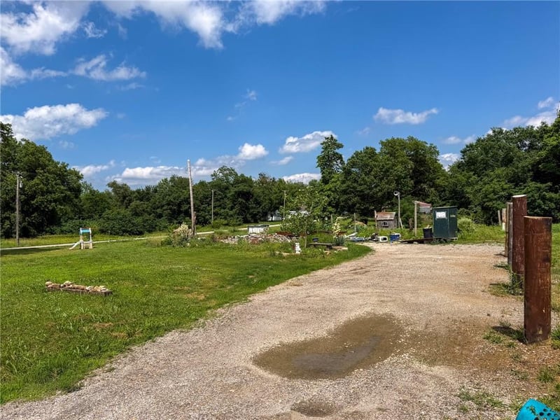 302 Oak St, Weir, KS 66781