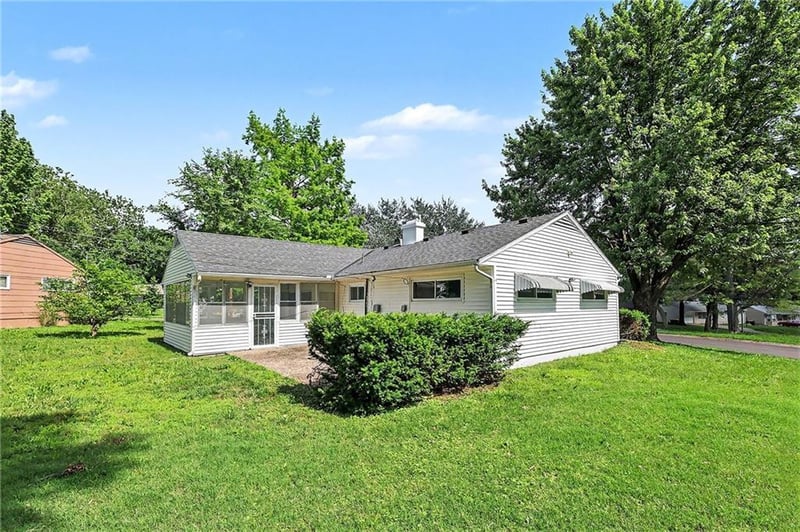 7412 113th St, Kansas City, MO 64134