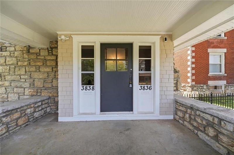 3836 Wyandotte St, Kansas City, MO 64111